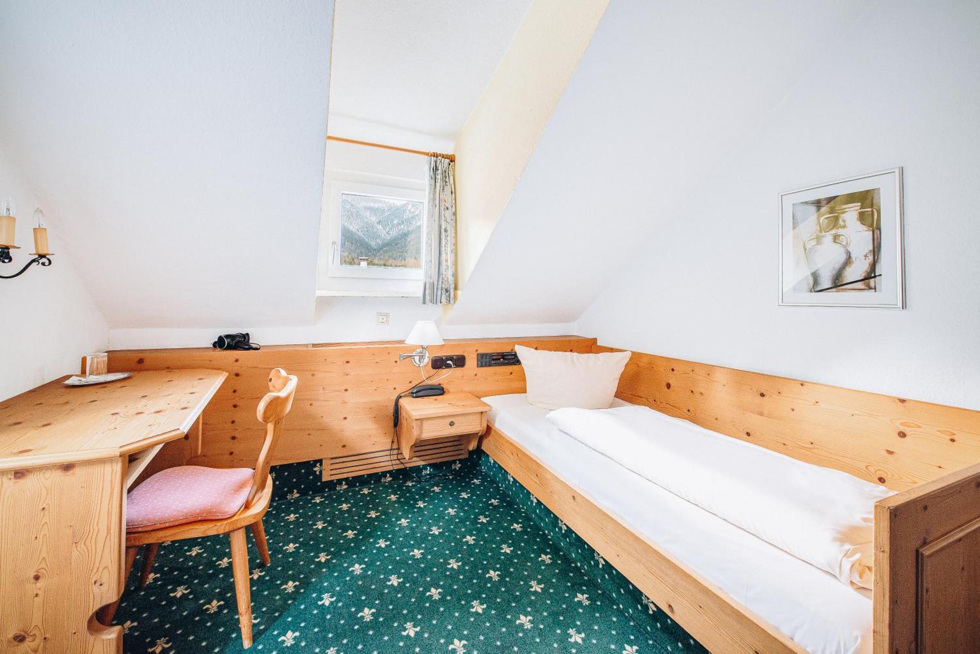 Hotel Garni Nuss Grainau Exterior photo